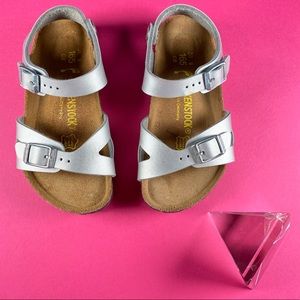 Birkenstock Rio Sandal Silver Birko-flor size 8.5